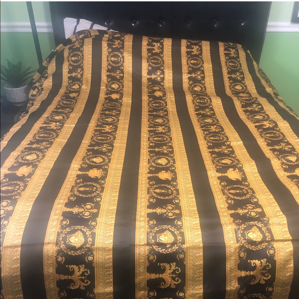 Versace Duvet Cover (Queen)